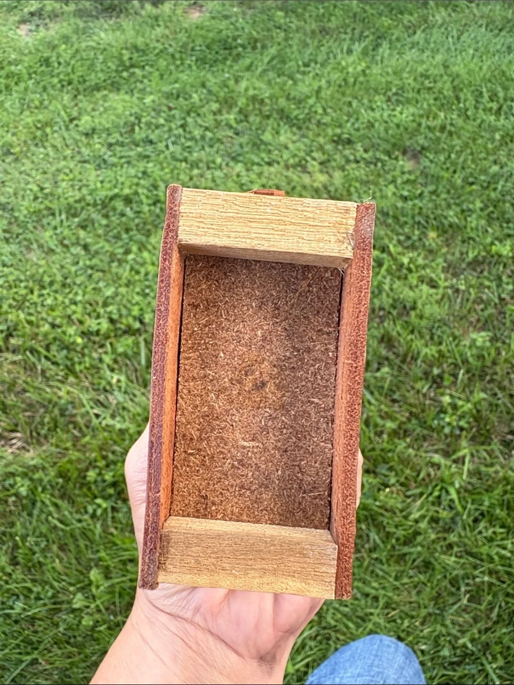 Hand-Tooled Brown Leather Basket coaster - Unbranded